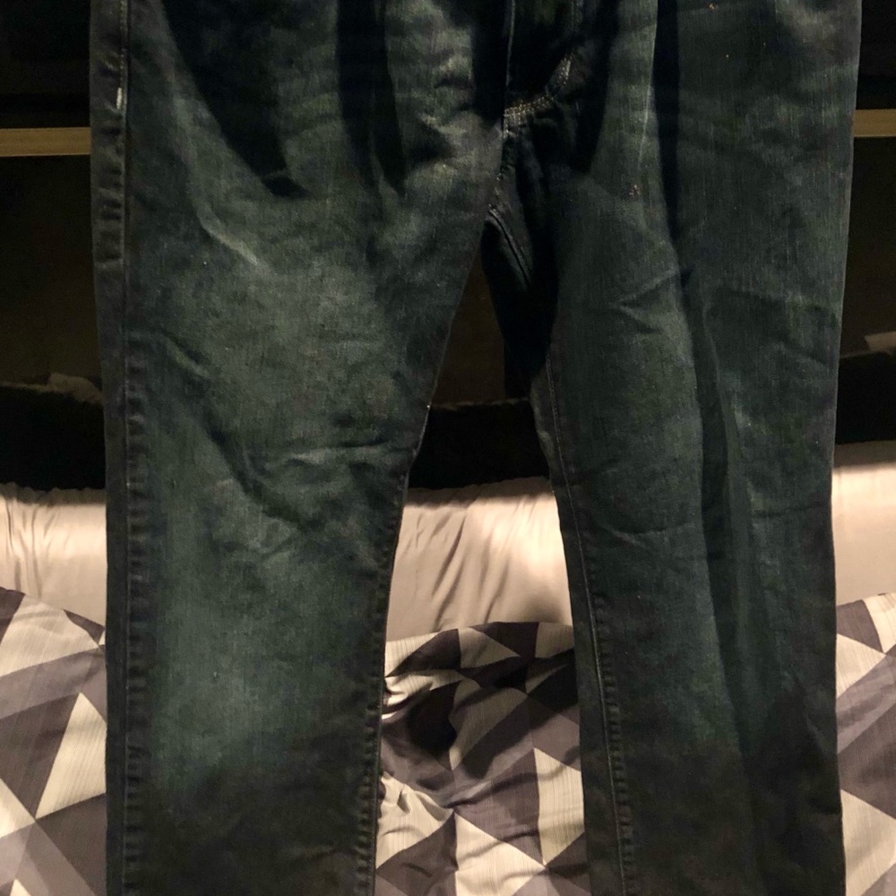 DKNY men’s jeans